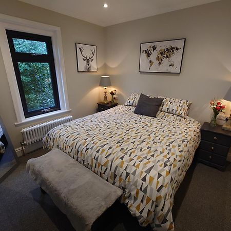 Newly Renovated 2-Bed Bungalow バース エクステリア 写真